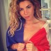 Lola Marois topless pour soutenir la France à la Coupe du monde 2018 - Instagram, 14 juillet 2018