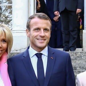 Françoise Nyssen, ministre de la Culture, le président de la République française Emmanuel Macron, sa femme la Première Dame Brigitte Macron (Trogneux), guest et Stéphane Bern, responsable de la mission patrimoine - Le président de la République française et sa femme la Première Dame visitent la villa Viardot à l'occasion des Journées Européennes du Patrimoine à Bougival, France, le 15 septembre 2018. © Stéphane Lemouton/Bestimage