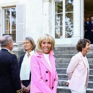Françoise Nyssen, ministre de la Culture, le président de la République française Emmanuel Macron, sa femme la Première Dame Brigitte Macron (Trogneux), guest et Stéphane Bern, responsable de la mission patrimoine - Le président de la République française et sa femme la Première Dame visitent la villa Viardot à l'occasion des Journées Européennes du Patrimoine à Bougival, France, le 15 septembre 2018. © Stéphane Lemouton/Bestimage