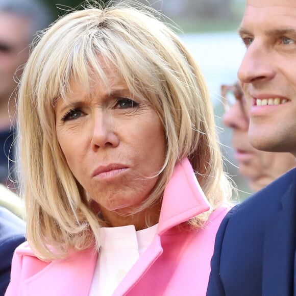 Le président de la République française Emmanuel Macron et sa femme la Première Dame Brigitte Macron (Trogneux) visitent la villa Viardot à l'occasion des Journées Européennes du Patrimoine à Bougival, France, le 15 septembre 2018. © Stéphane Lemouton/Bestimage