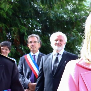 Le président de la République française Emmanuel Macron et sa femme la Première Dame Brigitte Macron (Trogneux) visitent la villa Viardot à l'occasion des Journées Européennes du Patrimoine à Bougival, France, le 15 septembre 2018. © Stéphane Lemouton/Bestimage