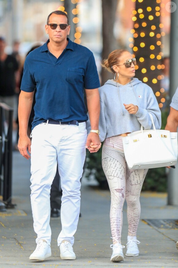 Exclusif - Jennifer Lopez et son compagnon Alex Rodriguez sont allés déjeuner restaurant 'Via Alloro' à Beverly Hills, le 31 aout 2018.