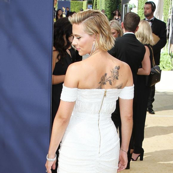 Scarlett Johansson au 70ème Primetime Emmy Awards au théâtre Microsoft à Los Angeles, le 17 septembre 2018.