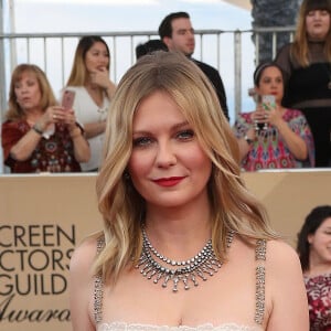 Kirsten Dunst (robe Dior) - Tapis rouge de la 23ème soirée annuelle Screen Actors Guild awards au Shrine auditorium à Los Angeles, le 29 janvier 2017 © F. Sadou/AdMedia via Zuma/Bestimage