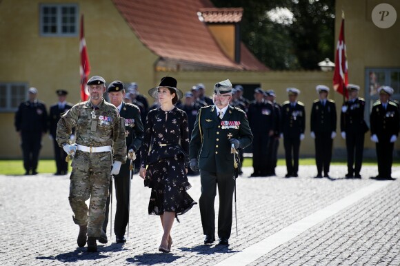 La princesse Mary de Danemark lors d'une commémoration en l'honneur des soldats danois place Thorvaldsen à Copenhague le 5 septembre 2018, sans le prince Frederik, qui a été opéré du dos.