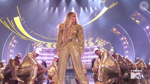 Jennifer Lopez lors de sa performance aux MTV Video Awards au Radio City Hall à New York, le 20 août 2018.