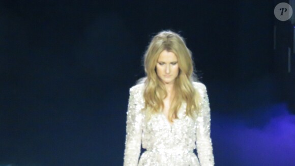 Semi-exclusif - Prix spécial - Un peu plus d'un mois après le décès de son mari René Angélil, Céline Dion est remontée sur scène au Caesars Palace à Las Vegas le 23 février 2016.