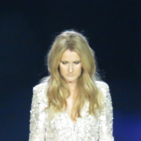Semi-exclusif - Prix spécial - Un peu plus d'un mois après le décès de son mari René Angélil, Céline Dion est remontée sur scène au Caesars Palace à Las Vegas le 23 février 2016.