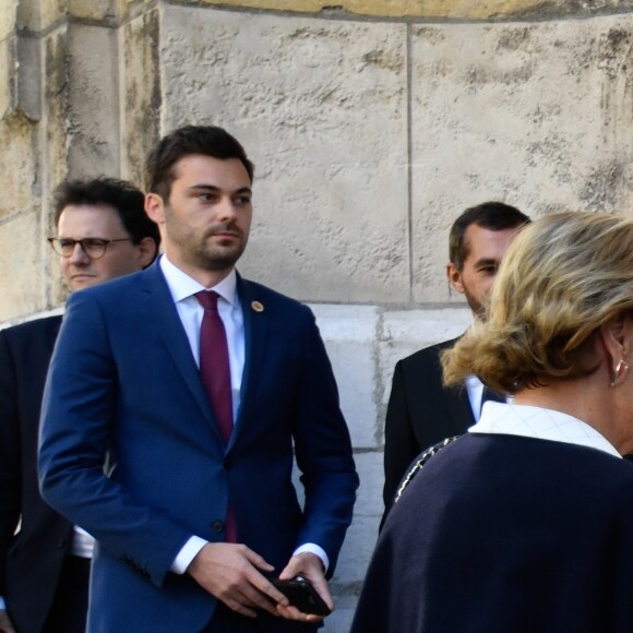 La reine Sonja de Norvège, la première dame Brigitte Macron au centenaire de la Section Norvégienne du Lycée Pierre Corneille à Rouen le 24 septembre 2018. Au programme : Signatures d'accords-cadres de coopération dans le domaine de l'éducation, de l'enseignement supérieur, de la recherche scientifique, de l'innovation, de l'industrie et de la culture; dévoilement de la statue offerte par la Norvège par Sa Majesté la Reine en présence de l'artiste, Espen Dietrichson; signature du Livre d'Or en présence des autorités et des élus. © Francis Petit / Bestimage