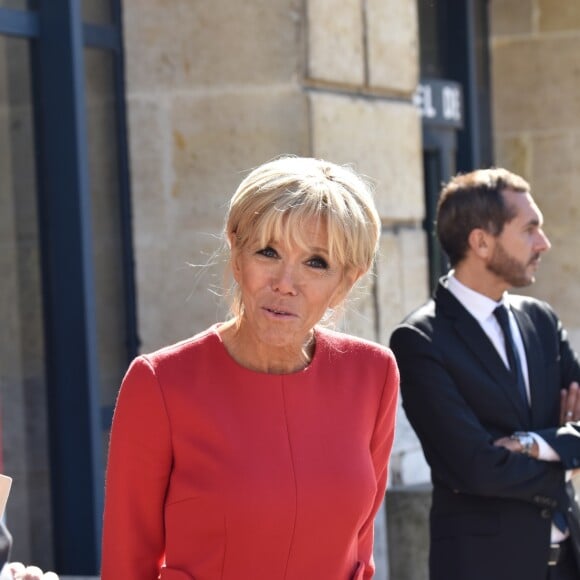 La première Dame Brigitte Macron, le maire de Rouen Yvon Robert - La première Dame Brigitte Macron, le maire de Rouen Yvon Robert et sa femme accueillent la reine Sonja de Norvège à la mairie de Rouen dans le cadre du centenaire de la Section Norvégienne du Lycée Pierre Corneille - Rouen le 24 septembre 2018 © Francis Petit / Bestimage