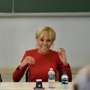 La première Dame Brigitte Macron et la reine Sonja de Norvège - La reine Sonja de Norvège , la première Dame Brigitte Macron au centenaire de la Section Norvégienne du Lycée Pierre Corneille à Rouen le 24 septembre 2018. Au programme : Signatures d'accords-cadres de coopération dans le domaine de l'éducation, de l'enseignement supérieur, de la recherche scientifique, de l'innovation, de l'industrie et de la culture; dévoilement de la statue offerte par la Norvège par Sa Majesté la Reine en présence de l'artiste, Espen Dietrichson; signature du Livre d'Or en présence des autorités et des élus. © Francis Petit / Bestimage