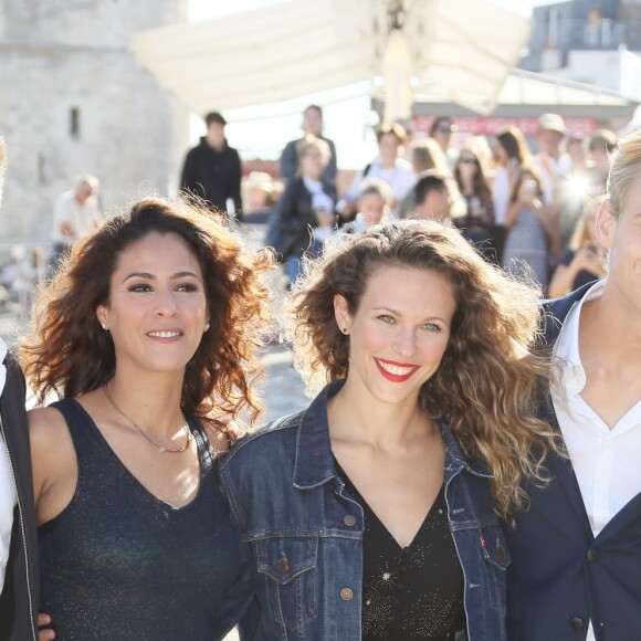 Charlotte Valandrey, Alexandre Brasseur, Samira Lachhab, Lorie Pester (Laure), Hector Langevin et Ingrid Chauvin pour le feuilleton télévisé "Demain nous appartient" au photocall du quatrième jour du festival international du film de La Rochelle, France, le 15 septembre 2018. © Patrick Bernard/Bestimage Celebs