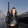 Carla Bruni - Défilé Saint Laurent, collection printemps-été 2019 aux jardins du Trocadéro. Paris, le 25 septembre 2018.
