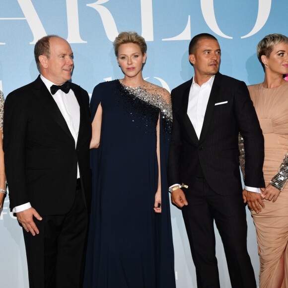 Alessandra Ambrosio, le prince Albert II de Monaco, la princesse Charlene, Orlando Bloom, Katy Perry, et Toni Garrn lors de la 2ème édition du "Monte-Carlo Gala for the Global Ocean" à Opéra de Monte-Carlo à Monaco, le 26 septembre 2018. © Bruno Bébert/Bestimage
