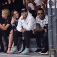 Derek Blasberg, Cara Delevingne, Bruna Marquezine, Neymar Jr. et Dani Alves - Défilé Off -White™, collection prêt-à-porter printemps-été 2019 lors de la Fashion Week de Paris, le 27 septembre 2018.