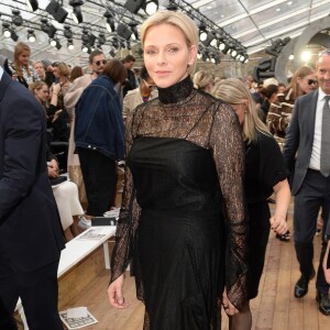 La princesse Charlene de Monaco assiste au défilé Akris collection PAP Printemps/été 2019 lors de la fashion week à Paris le 30 septembre 2018. © Veeren-CVS/Bestimage