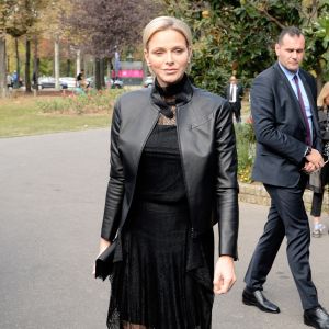 La princesse Charlene de Monaco assiste au défilé Akris collection PAP Printemps/été 2019 lors de la fashion week à Paris le 30 septembre 2018. © Veeren-CVS/Bestimage