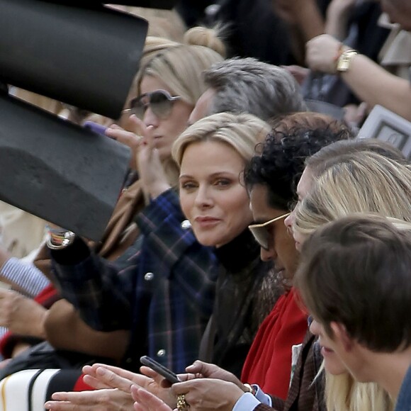 La princesse Charlene de Monaco assiste au défilé Akris collection PAP Printemps/été 2019 lors de la fashion week à Paris le 30 septembre 2018. © Veeren-CVS/Bestimage