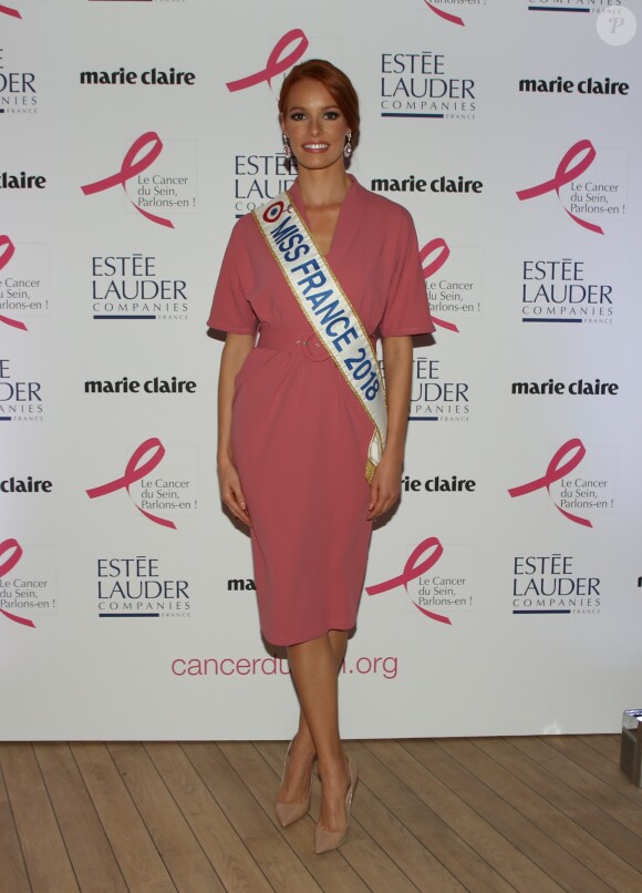 Maëva Coucke (Miss France 2018) lors de la soirée de lancement de la 25ème édition "Octobre rose" sur la péniche Pavillon Seine à Paris, France, le 1er octobre 2018. L'association Le Cancer du Sein, Parlons-en! lance la 25 édition d'Octobre Rose en France. © Denis Guignebourg/Bestimage