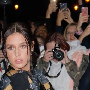 Adèle Exarchopoulos - Défilé de mode prêt-à-porter printemps-été 2019 "Louis Vuitton" à la Cour Carrée du Louvre. Paris, le 2 octobre 2018 © Veeren-CVS / Bestimage