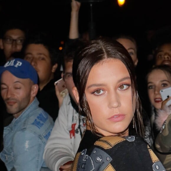 Adèle Exarchopoulos - Défilé de mode prêt-à-porter printemps-été 2019 "Louis Vuitton" à la Cour Carrée du Louvre. Paris, le 2 octobre 2018 © Veeren-CVS / Bestimage