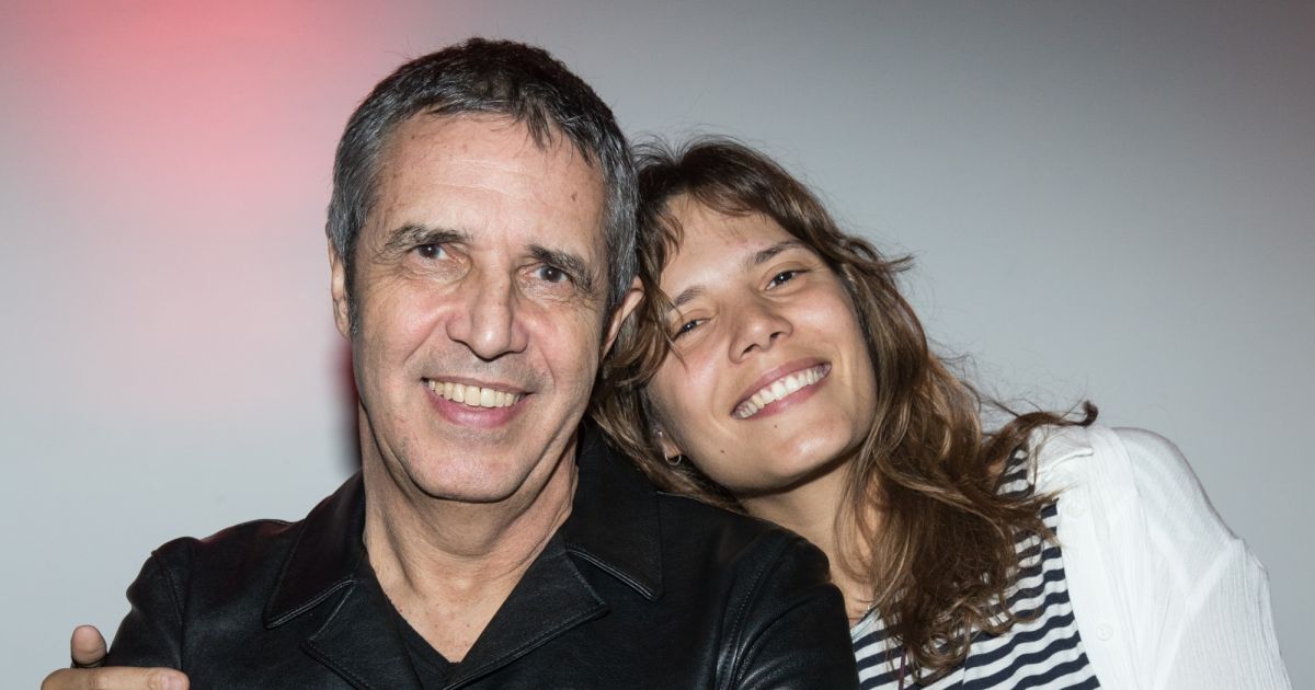 Julien Clerc A Paye Cher Pour Faire Changer Le Prenom De Sa Fille Purepeople