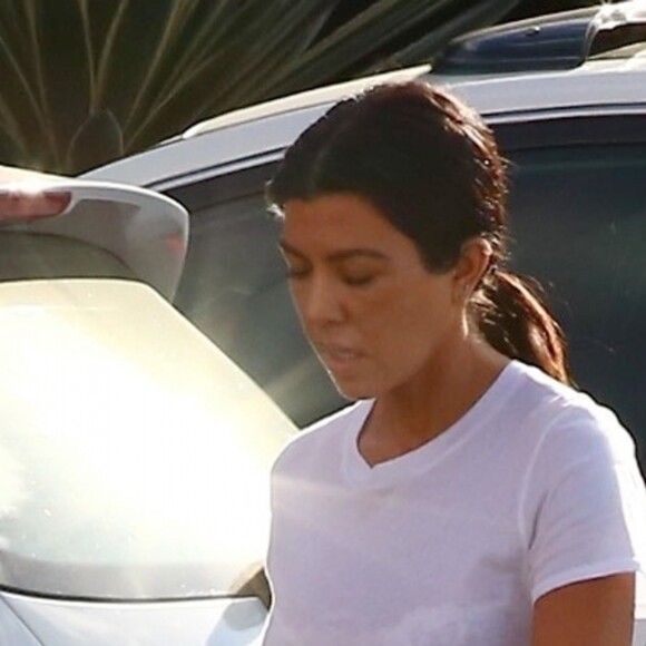 Exclusif - Kourtney Kardashian à Los Angeles le 3 octobre 2018.