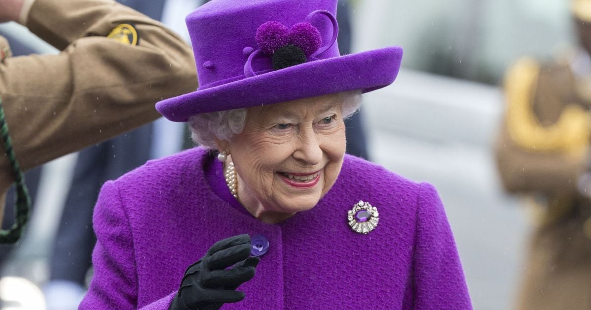 Photo Reine D Angleterre A Imprimer La reine Elisabeth II d'Angleterre visite le King George VI Day Center