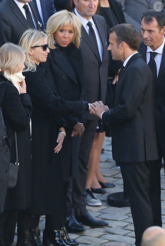 Ulla Aznavour et sa fille Katia, Brigitte et Emmanuel Macron - Arrivées à l'hommage national à Charles Aznavour à l'Hôtel des Invalides à Paris. Le 5 octobre 2018 © Jacovides-Moreau / Bestimage