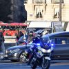 Arrivée de la voiture funéraire à l'hommage national à Charles Aznavour à l'Hôtel des Invalides à Paris, France, le 5 octobre 2018.