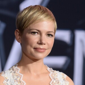 Michelle Williams à la première de Venom au théâtre Regency Village à Westwood, Californie, Etats-Unis, le 1er octobre 2018.