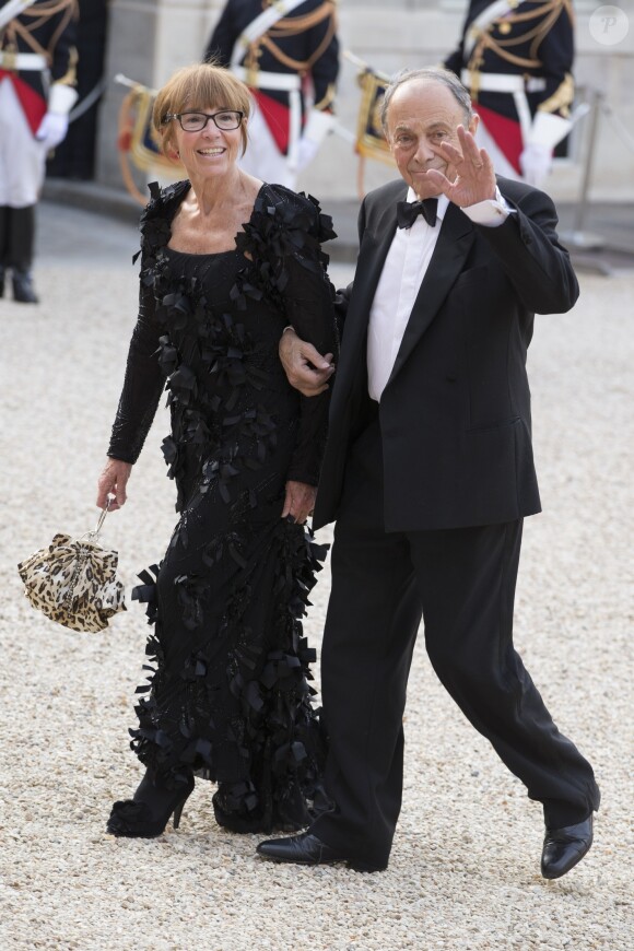 Michel Rocard et sa femme Sylvie Rocard - Dîner d'état en l'honneur de la reine d'Angleterre donné par le président français au palais de l'Elysée à Paris, le 6 juin 2014, pendant la visite d'état de la reine après les commémorations du 70ème anniversaire du débarquement.
