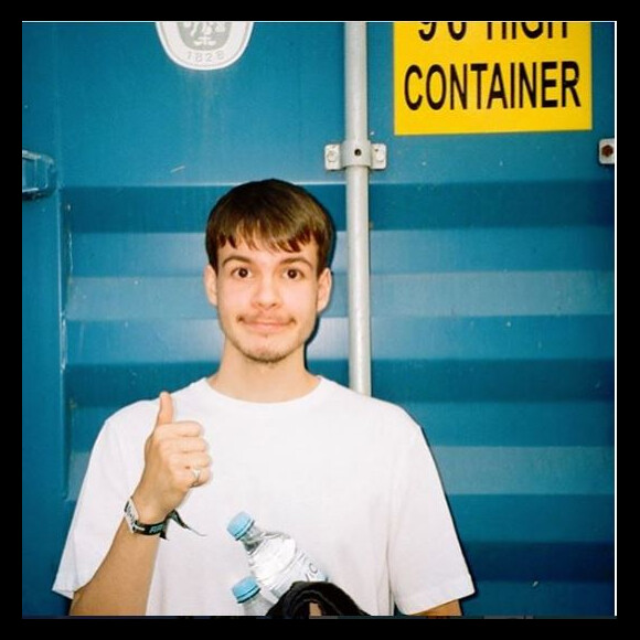 Le chanteur Rex Orange County annule sa venue dans "Quotidien" le mardi 9 octobre 2018 -Instagram, 2018