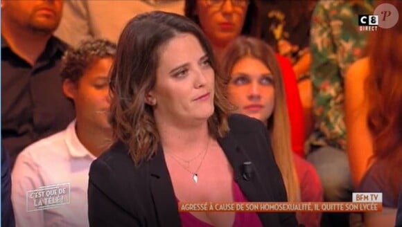 Emilie Lopez pousse un coup de gueule contre les messages homophobes sur les réseaux sociaux dans "C'est que de la télé" - 10 octobre 2018 -C8