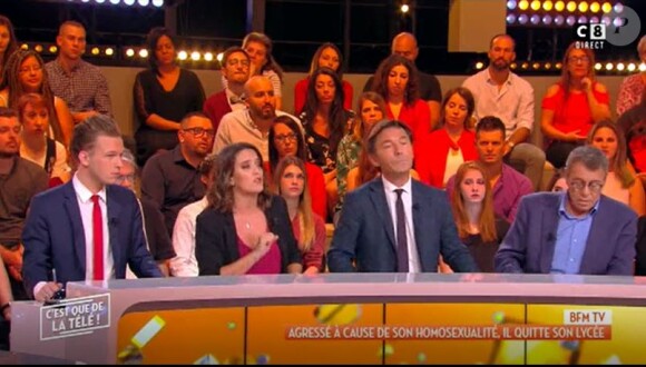 Emilie Lopez pousse un coup de gueule contre les messages homophobes sur les réseaux sociaux dans "C'est que de la télé" - 10 octobre 2018 -C8