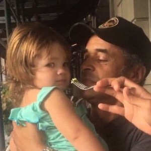 Yannick Noah avec sa petite-fille à New York le 10 octobre 2018.