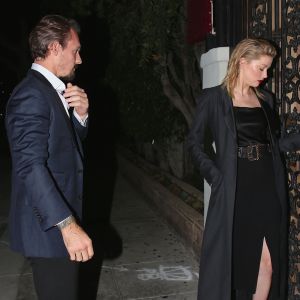 Exclusif - Amber Heard arrive au restaurant Matsuhisa avec Kristopher Brock, à Beverly Hills le 14 Octobre 2018