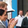 Le prince Harry, duc de Sussex et sa femme Meghan Markle, duchesse de Sussex (enceinte) visitent le "Royal Flying Doctor Service Visitor Education" à Dubbo en Australie lors de leur première tournée officielle, le 17 octobre 2018.