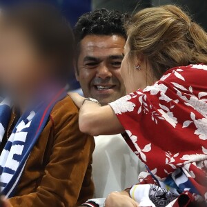 Jamel Debbouze, sa femme Mélissa Theuriau et leur fils Léon dans les tribunes du stade de France lors du match de ligue des nations opposant la France à l'Allemagne à Saint-Denis, Seine Saint-Denis, France, le 16 octobre 2018. La France a gagné 2-1.