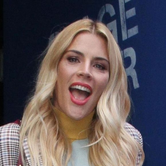 Busy Philipps quitte l'émission de télévision Good Morning America à New York le 12 octobre 2018.