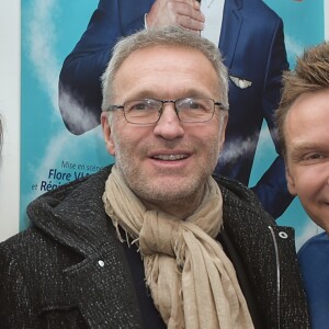 Karine Le Marchand, Laurent Ruquier et JeanFi Janssens au cocktail après la générale du spectacle "JeanFi (Janssens) Décolle" à l'Alhambra à Paris, le 7 décembre 2017. © Giancarlo Gorassini/Bestimage