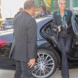 Laeticia Hallyday arrive dans les locaux de TF1 pour une interview le jour de la sortie de l'album posthume de Johnny Hallyday le 19 octobre 2018.