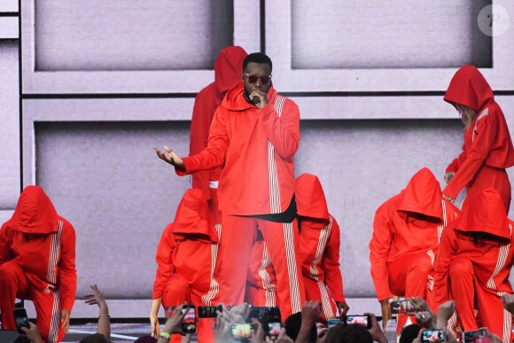 Exclusif - Maître Gims - Enregistrement de l'émission "La chanson de l'année" dans les arènes de Nîmes, diffusée en direct sur TF1 le 8 juin © Bruno Bebert / Bestimage