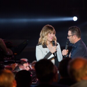 Exclusif - Daphné Bürki et Christophe Harter (ancien propriétaire du 1er costume de scène de Johnny Hallyday) - Enregistrement de l'émission "Johnny Hallyday, vos plus grands souvenirs" au Palais des Sports à Paris, le 17 octobre 2018. Diffusion le 23 octobre à 21h10 sur France 2. © Cyril Moreau / Bestimage