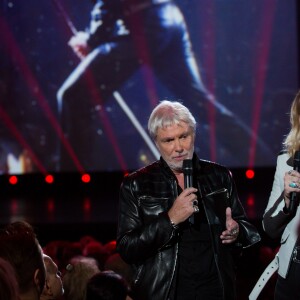 Exclusif - Daphné Bürki et Jean-François Gobertier (a acheté une voiture et une moto de Johnny Hallyday au profit de l'association "La Bonne Etoile") - Enregistrement de l'émission "Johnny Hallyday, vos plus grands souvenirs" au Palais des Sports à Paris, le 17 octobre 2018. Diffusion le 23 octobre à 21h10 sur France 2. © Cyril Moreau / Bestimage