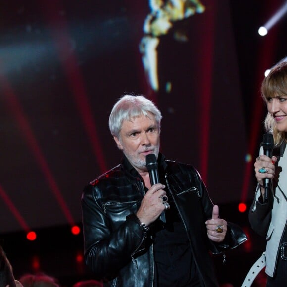 Exclusif - Daphné Bürki et Jean-François Gobertier (a acheté une voiture et une moto de Johnny Hallyday au profit de l'association "La Bonne Etoile") - Enregistrement de l'émission "Johnny Hallyday, vos plus grands souvenirs" au Palais des Sports à Paris, le 17 octobre 2018. Diffusion le 23 octobre à 21h10 sur France 2. © Cyril Moreau / Bestimage