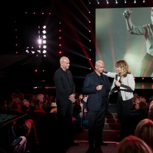 Exclusif - Daphné Bürki, Jimmy et Alize (Gardes du corps de Johnny) - Enregistrement de l'émission "Johnny Hallyday, vos plus grands souvenirs" au Palais des Sports à Paris, le 17 octobre 2018. Diffusion le 23 octobre à 21h10 sur France 2. © Cyril Moreau / Bestimage