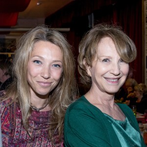 Semi-Exclusif - Laura Smet et sa mère Nathalie Baye - Soirée en l'honneur de Nathalie Baye, organisée par Louis Michel Colla, à La Chope des Puces, restaurant mythique de Marcel Campion à Saint-Ouen. Le 30 avril 2018 © Cyril Moreau / Bestimage