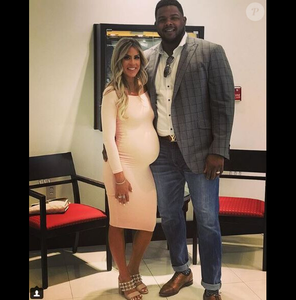 Jermon Bushrod pose avec sa femme Jess, enceinte. Instagram le 7 octobre 2018.
