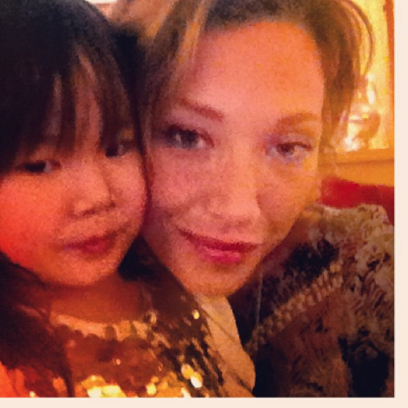 Joy Hallyday et Laura Smet sur une photo publiée sur Instagram en décembre 2012.